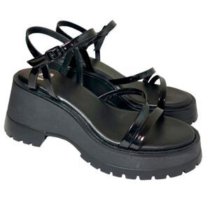 NEW Y2K 90s Style Gianni Bini Faux Patent Leather Lug Sole Platform Sandals NWT